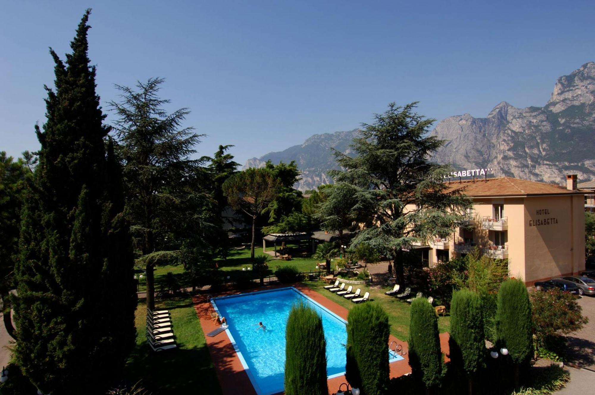 Hotel Elisabetta Torbole Sul Garda Exterior photo